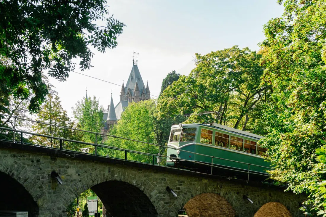 Drachenfelsbahn, Bonn
