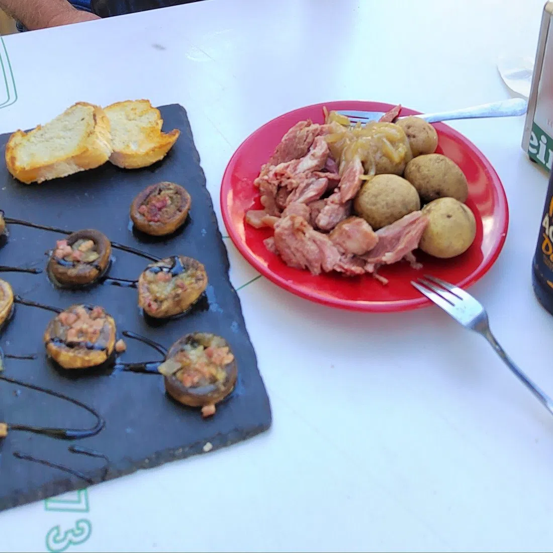 Mi Balconcito tapas bar on the basilica plaza in Teror