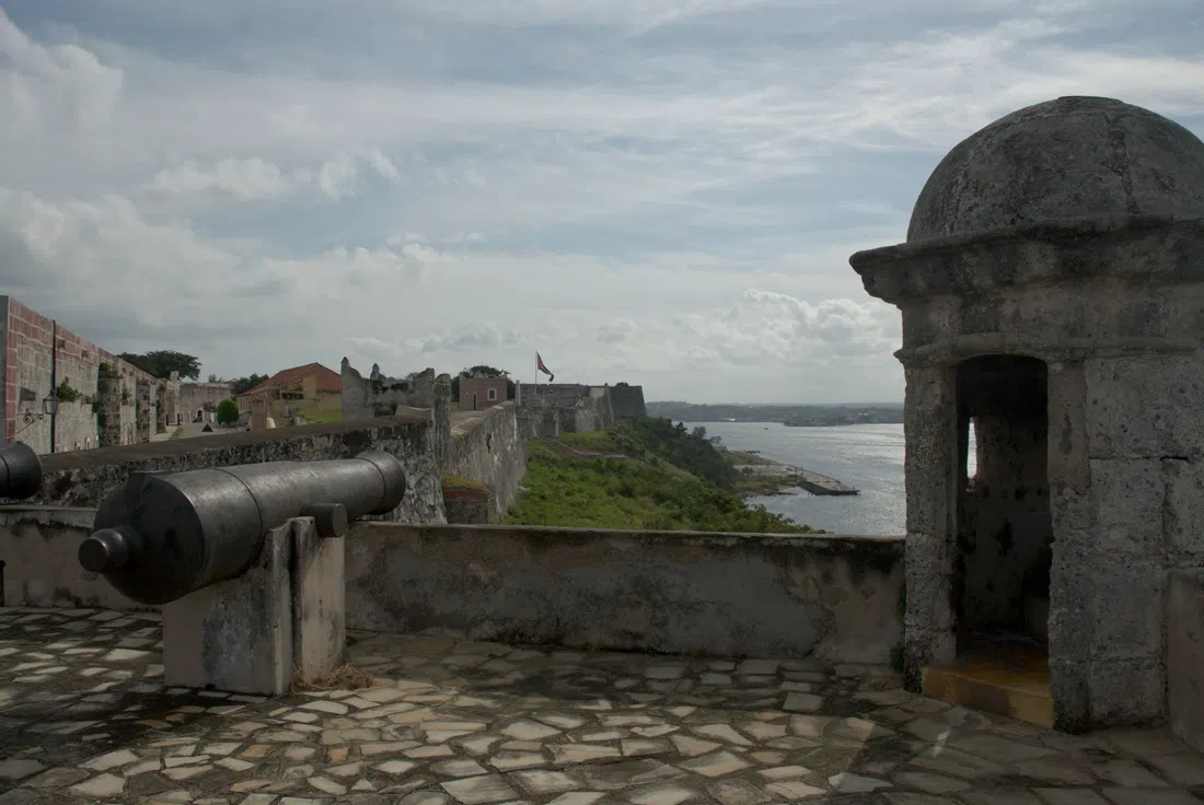 Fortaleza de San Carlos de la Cabaña — El Cañonazo, Havana