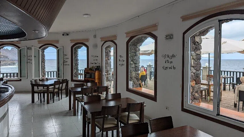 the terrace of La Gaviota Restaurante overlooking the La Fajana pools, Barlovento