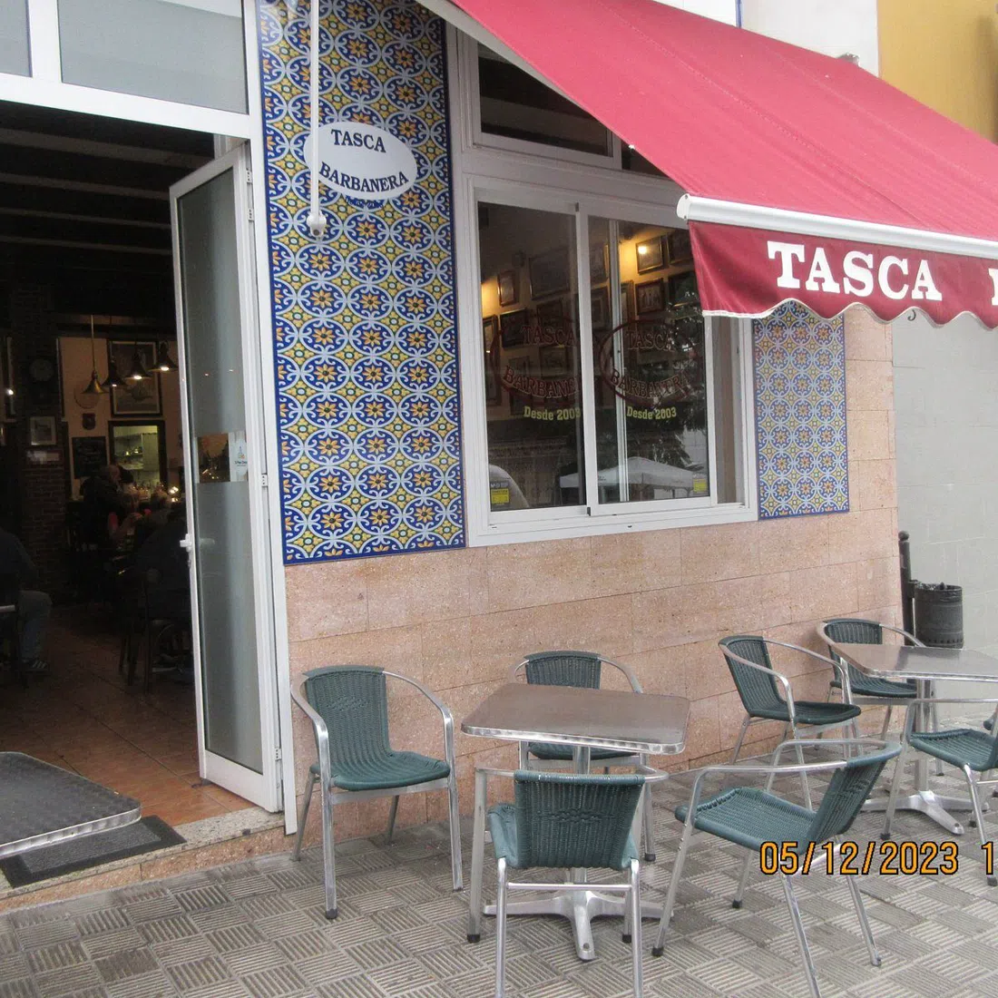 Tasca Barbanera in El Paso, tiled tapas tavern interior on Avenida Islas Canarias