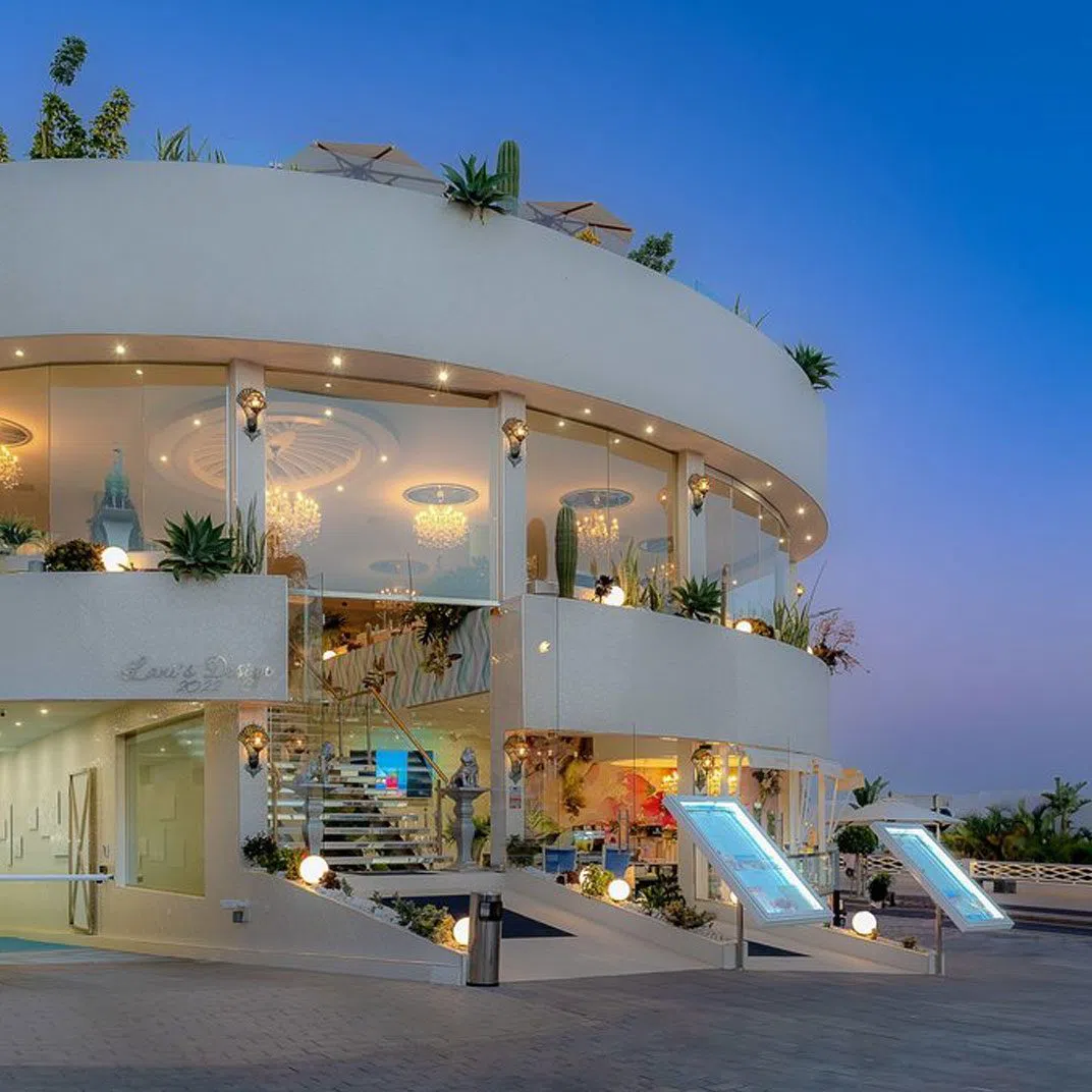 SeBE restaurant in Costa Teguise, contemporary Canarian dining room