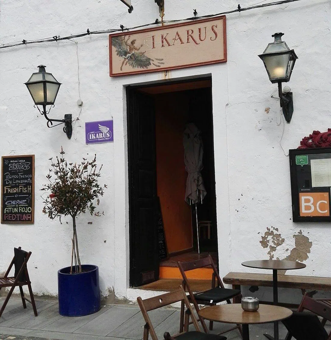 Ikarus restaurant on Plaza Clavijo y Fajardo in Teguise