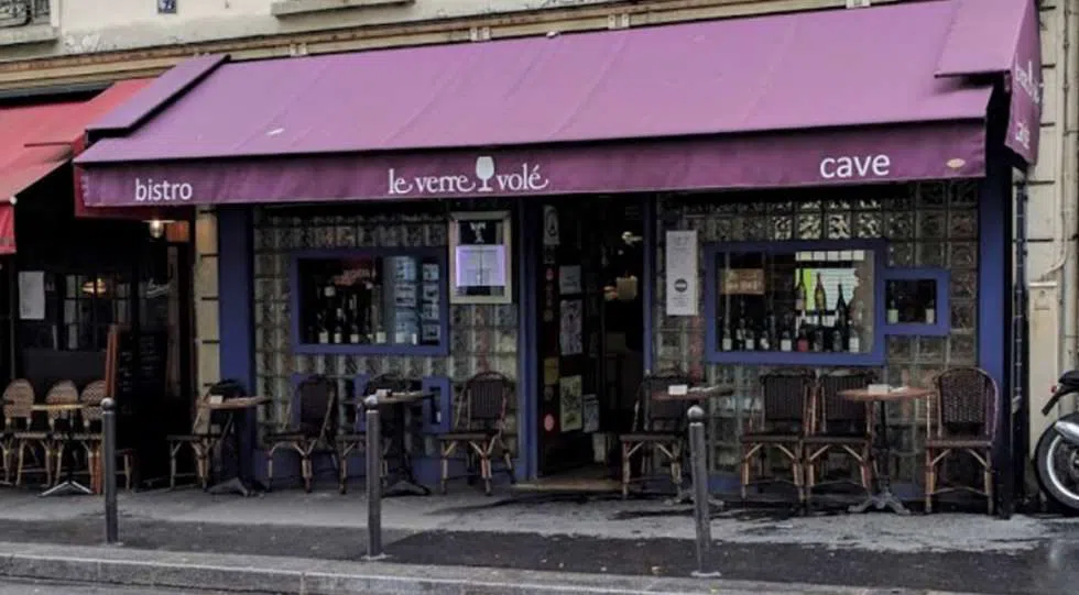 Le Verre Volé bottle-shop bistro on rue Lancry