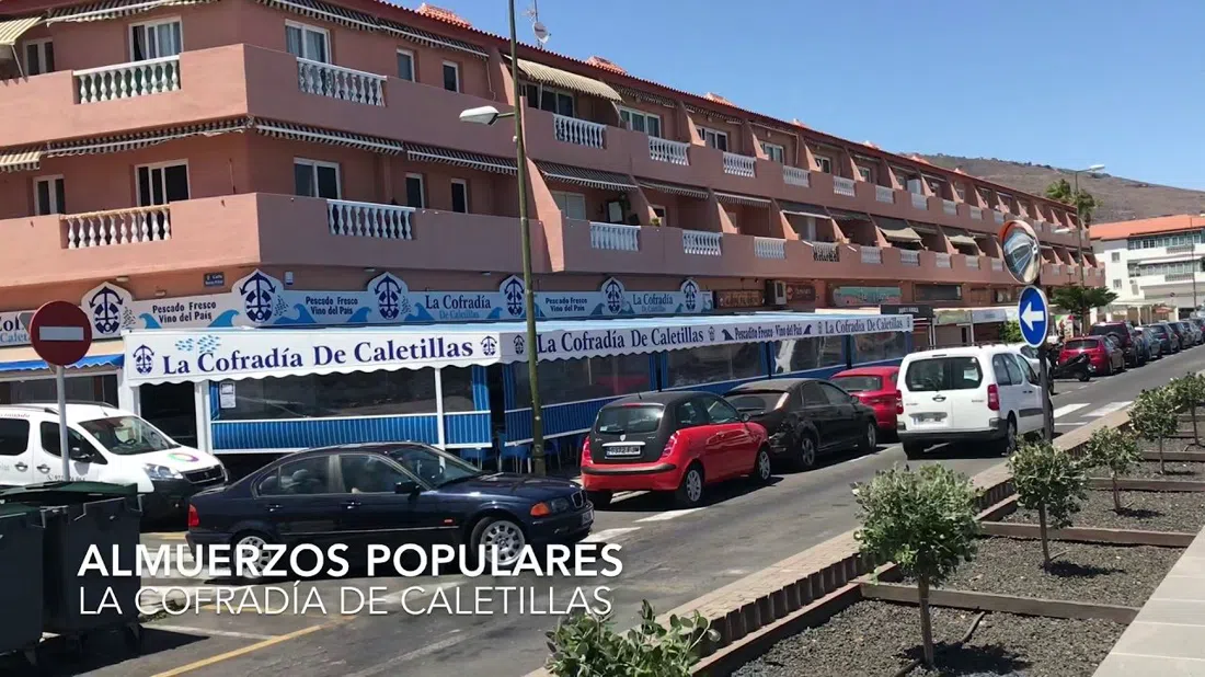 the dining room and seafront terrace of La Cofradía de Caletillas in Candelaria