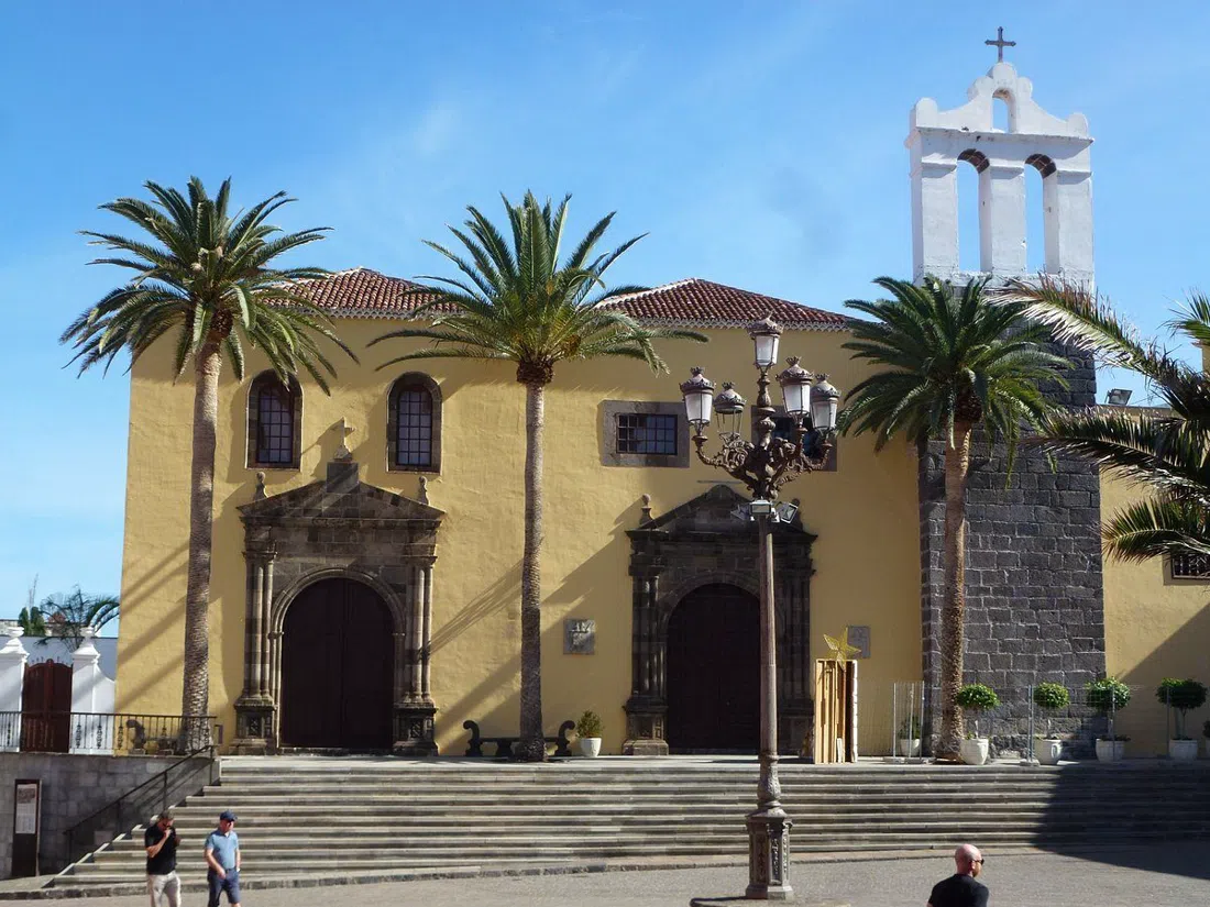 The courtyard of the Convento de San Francisco in Garachico