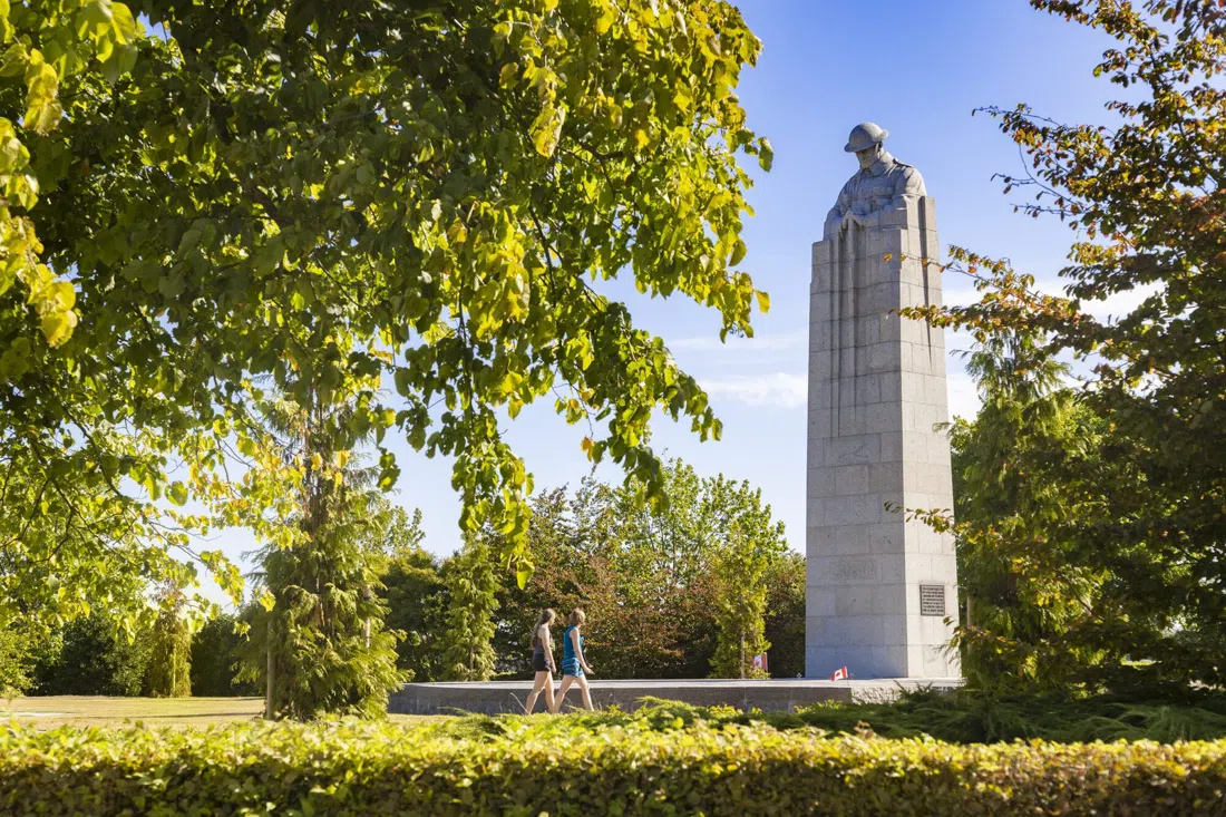 Canadian Memorial 'The Brooding Soldier', Vancouver Corner, Bruges