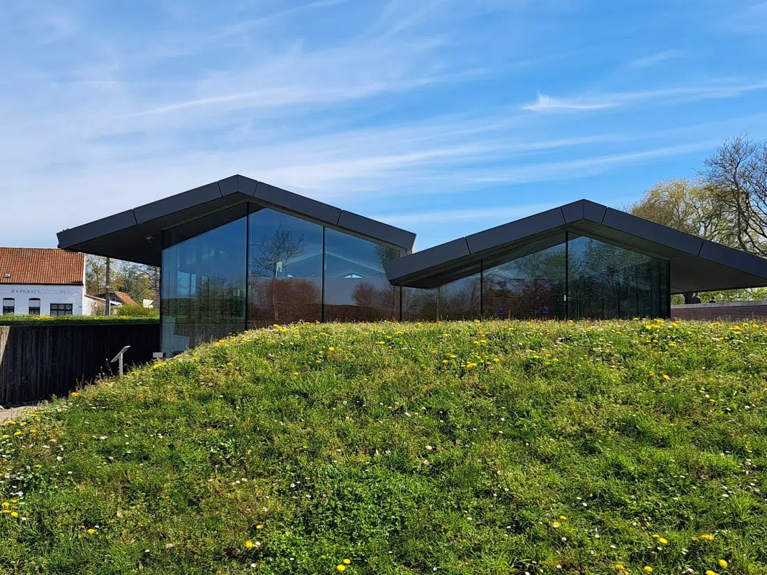 Lijssenthoek Military Cemetery and Visitor Centre, Bruges