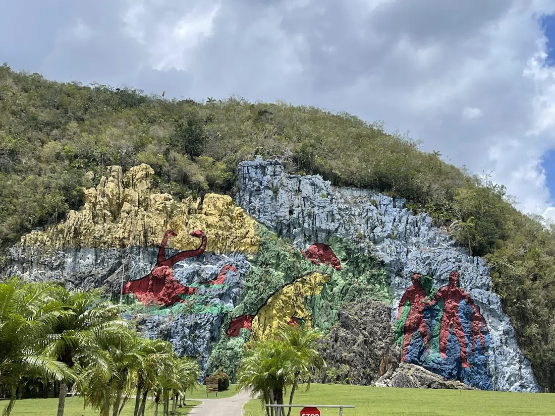 Mural de la Prehistoria, Havana