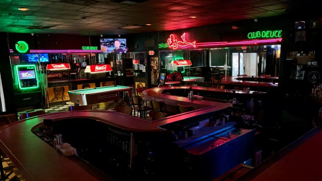 Mac's Club Deuce, Miami