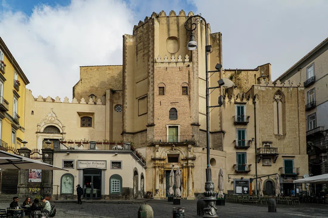 Basilica di San Domenico Maggiore, Naples