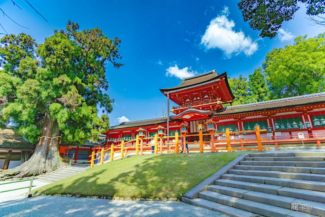 Kasuga Taisha Shrine, Osaka