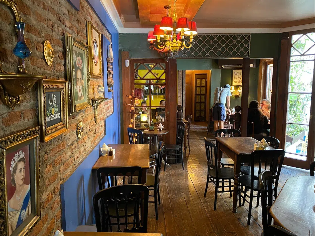 Wonderland Café, Santiago