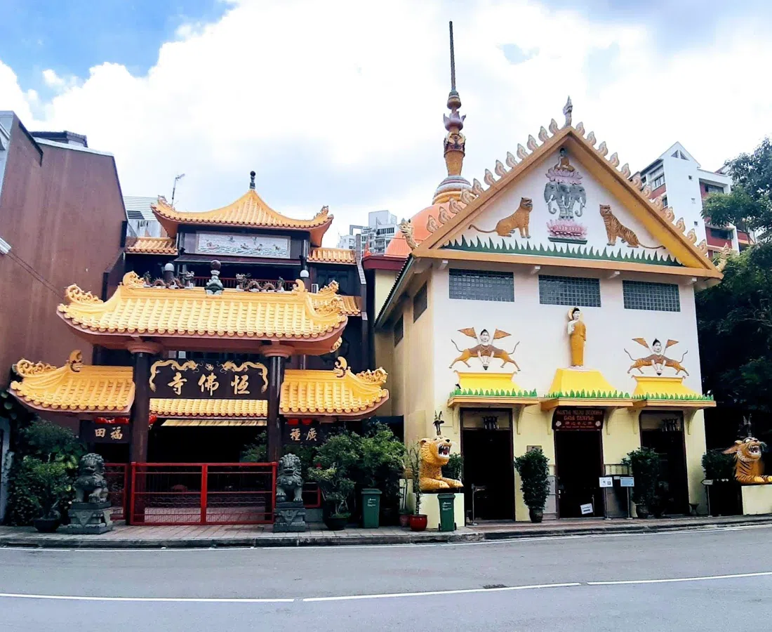 Sakya Muni Buddha Gaya Temple (Temple of 1000 Lights), Singapore