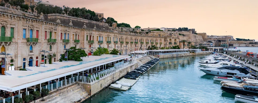 Valletta Waterfront (Pinto Stores promenade), Floriana, St Julian's