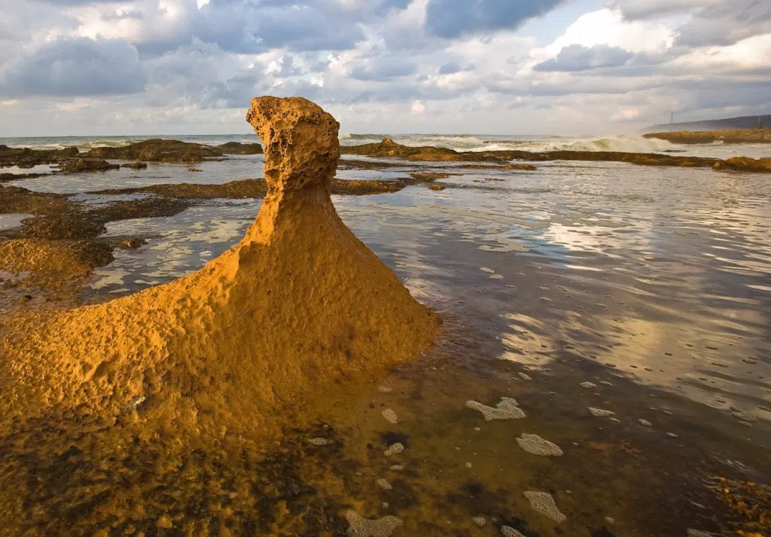 Akhziv National Park, Tel Aviv
