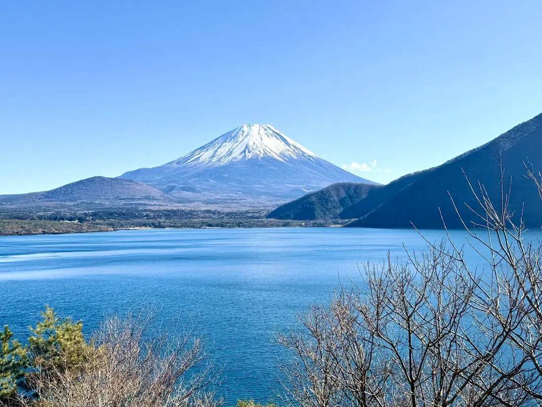 Nakanokura Pass Observation Deck, Lake Motosu, Tokyo