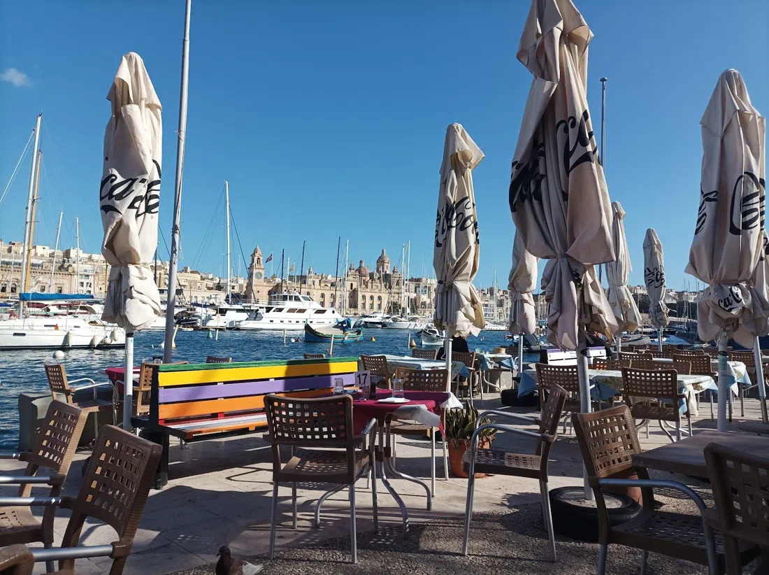 AROY-D, Valletta