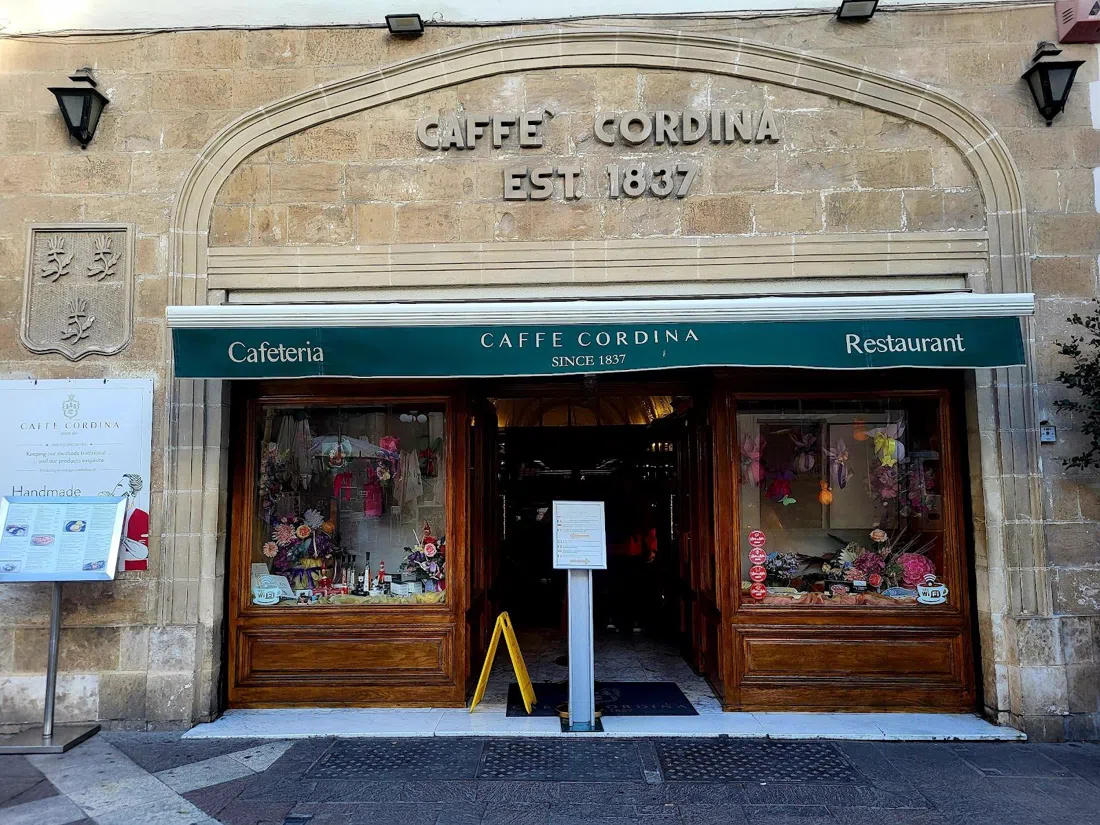 Caffè Cordina, Valletta