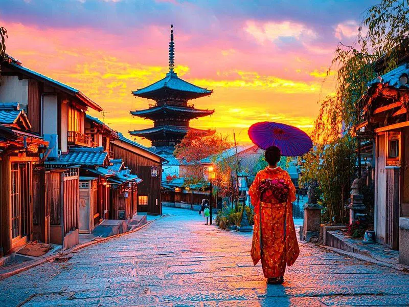 Kyoto Gion Night Walk (small-group guided tour), Kyoto