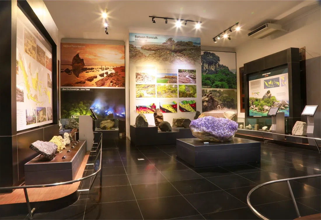 Museum Geologi Bandung, Jakarta