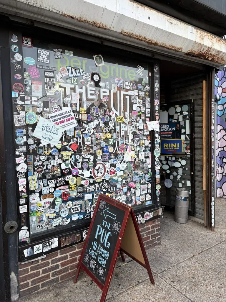 The Pug, Washington