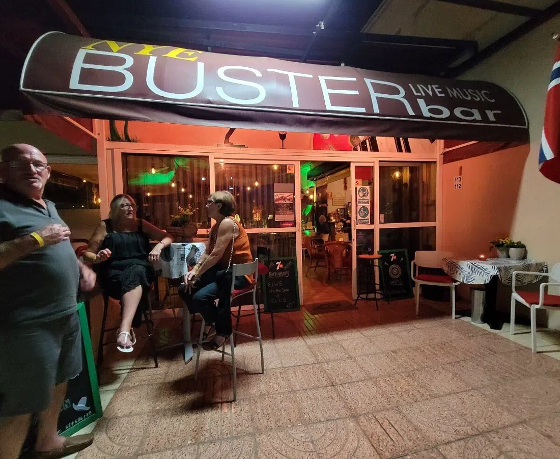 Nye Buster Bar