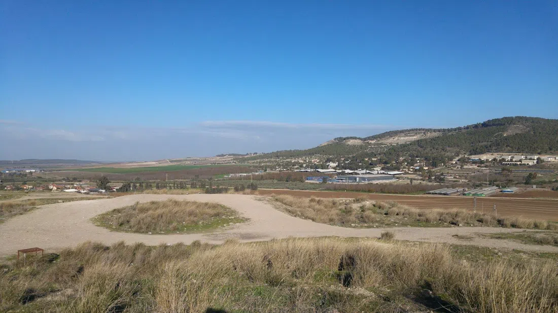 Shemesh, Tel Aviv